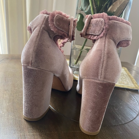 Stuart Weitzman Rose Pink Block Heel - Picture 4 of 11